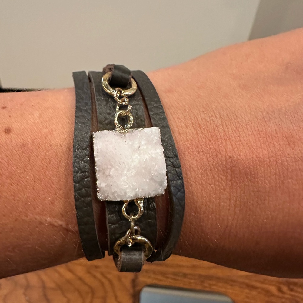 BANSRI Brown and White Stone Bracelet Cuff -NWOT